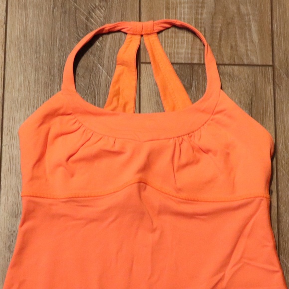 Lululemon Tank NWOT - Picture 3 of 4